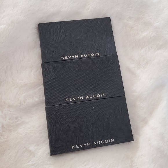 Kevyn Aucoin Bronzer In Matte to glow - Picture 2 of 7